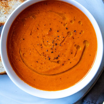 Roasted Carrot and Tomato Soup (Vegan)